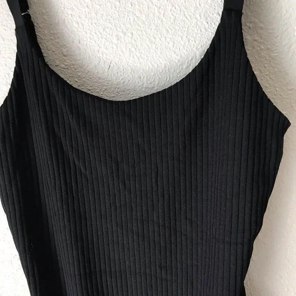 Victoria’s Secret sport black ribbed bodysuit size Small - Picture 2 of 7